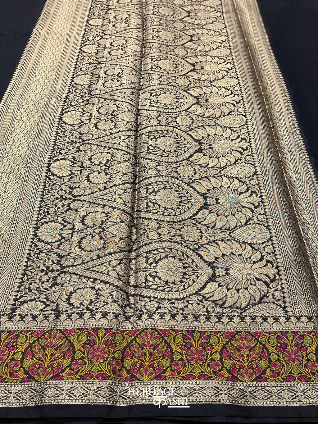 Black Cotton Plain Tilfi Floral Border Saree