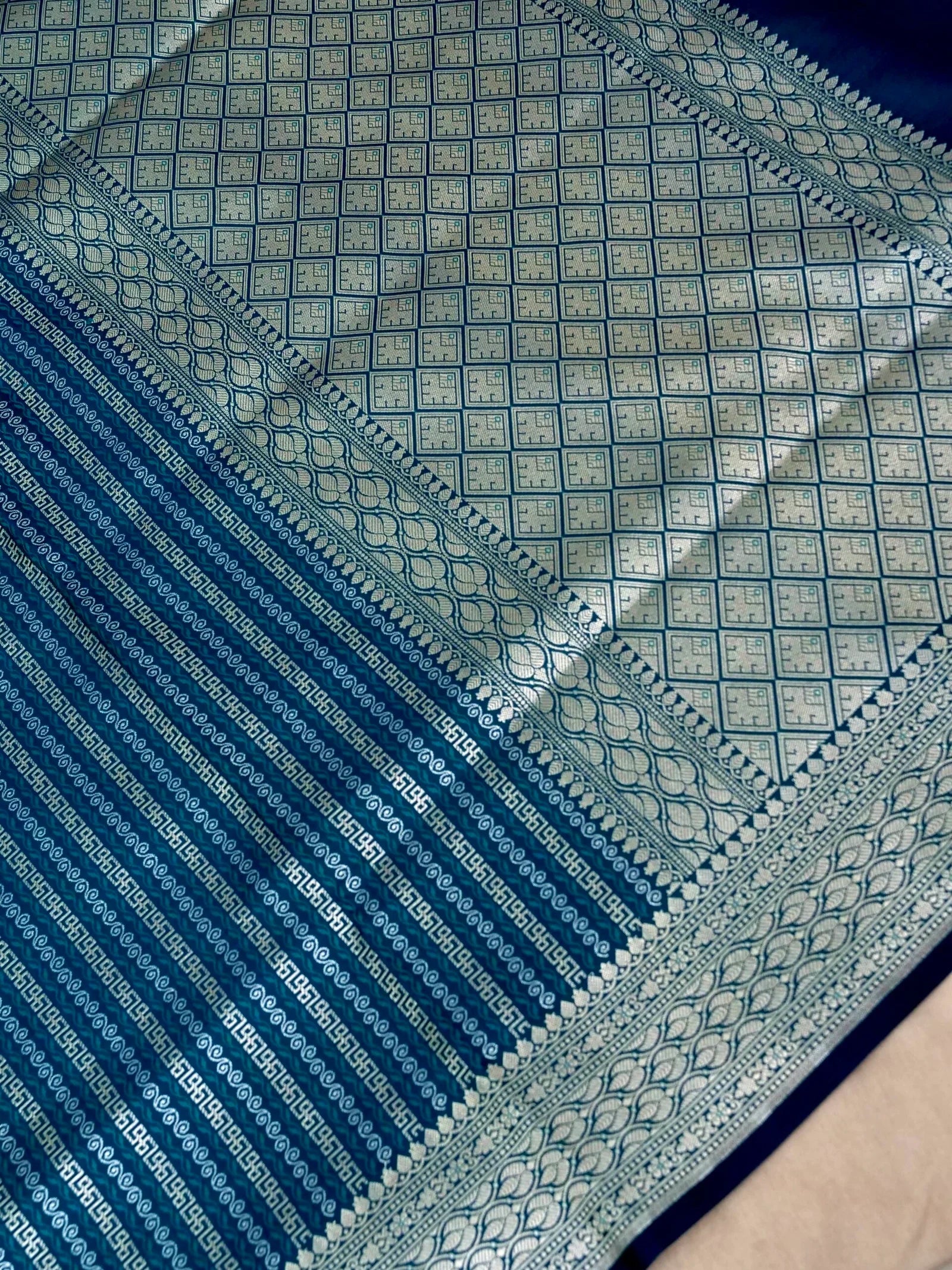Rama Katan Designer Handloom Banarasi Saree