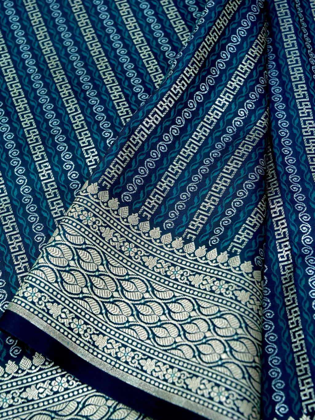 Rama Katan Designer Handloom Banarasi Saree