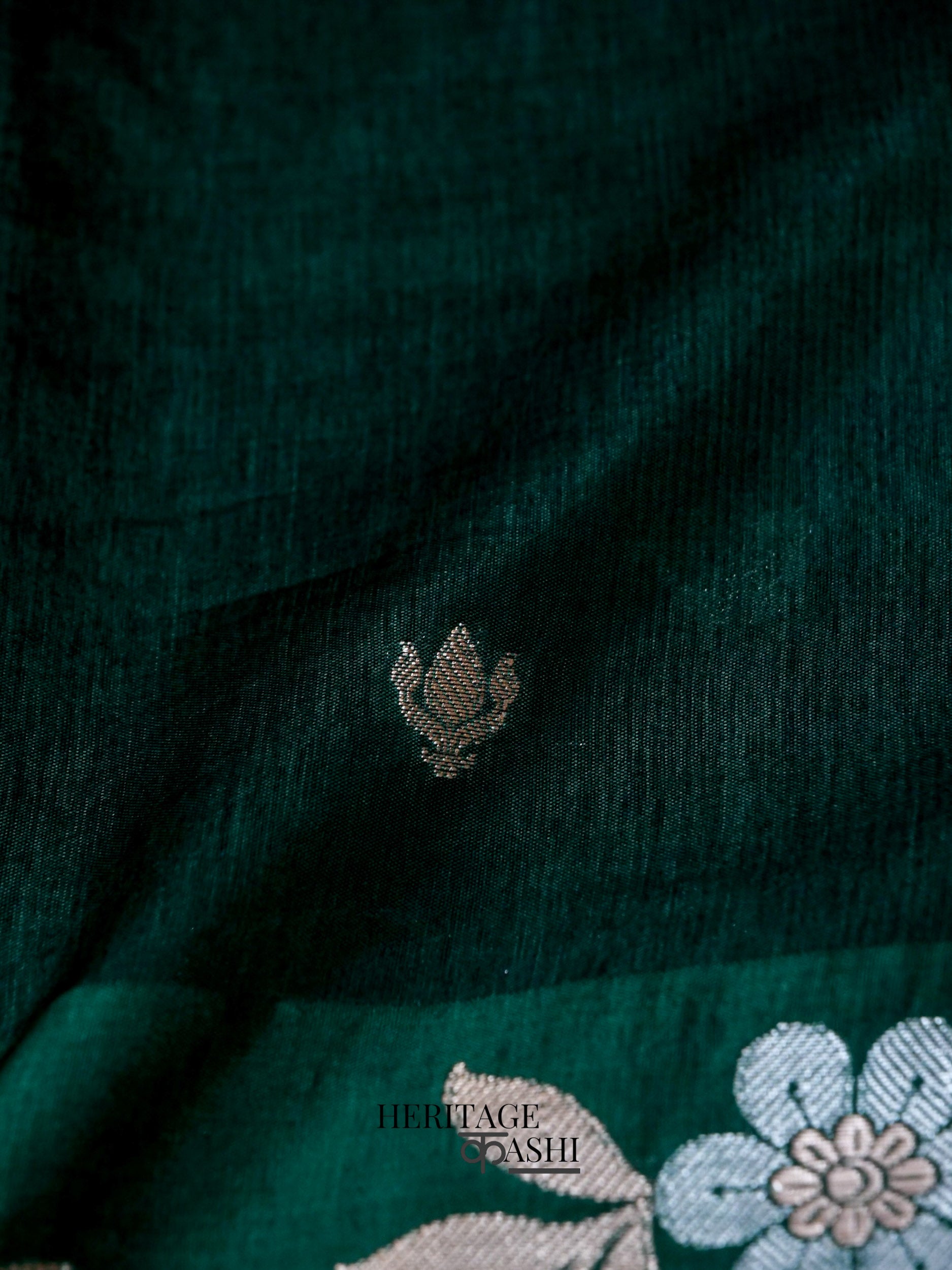 Emerald Green Mango Silk Banarasi Jaal Border Saree