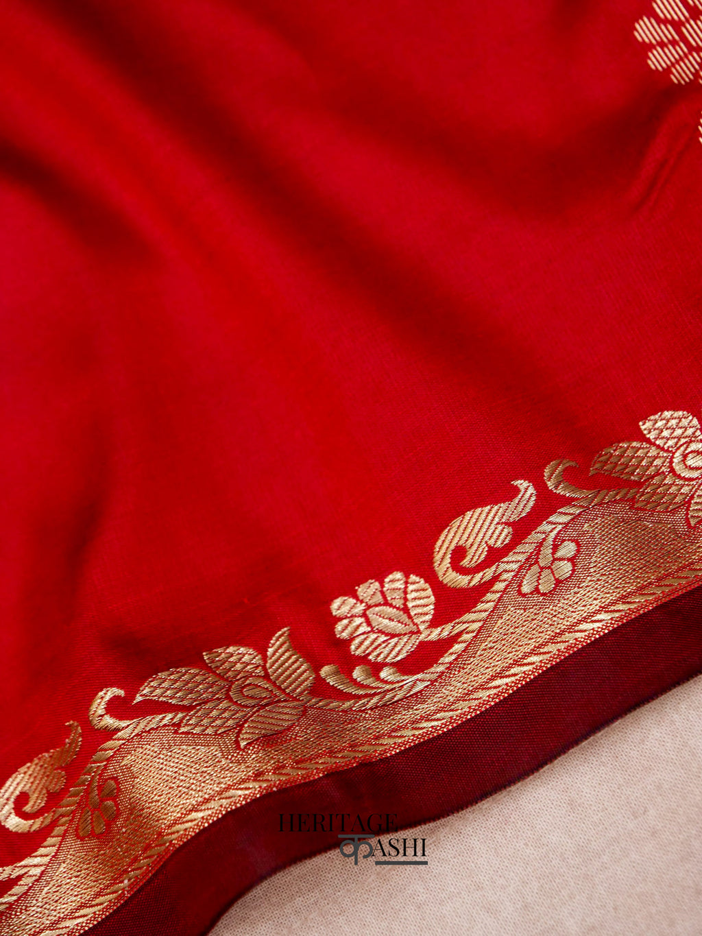 Red Banarasi Silk Plain Fancy Saree