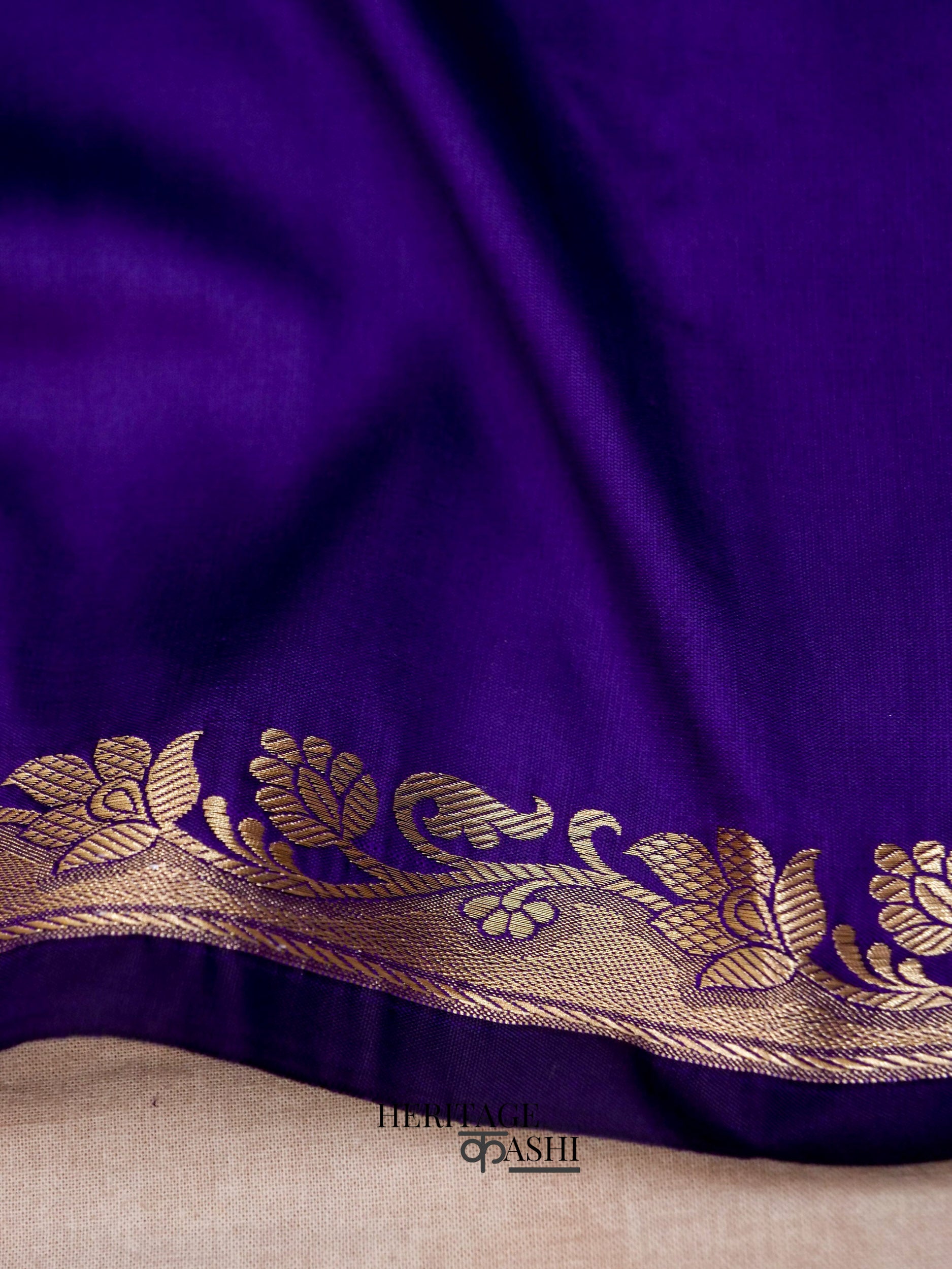 Navy Blue Banarasi Silk Plain Fancy Saree