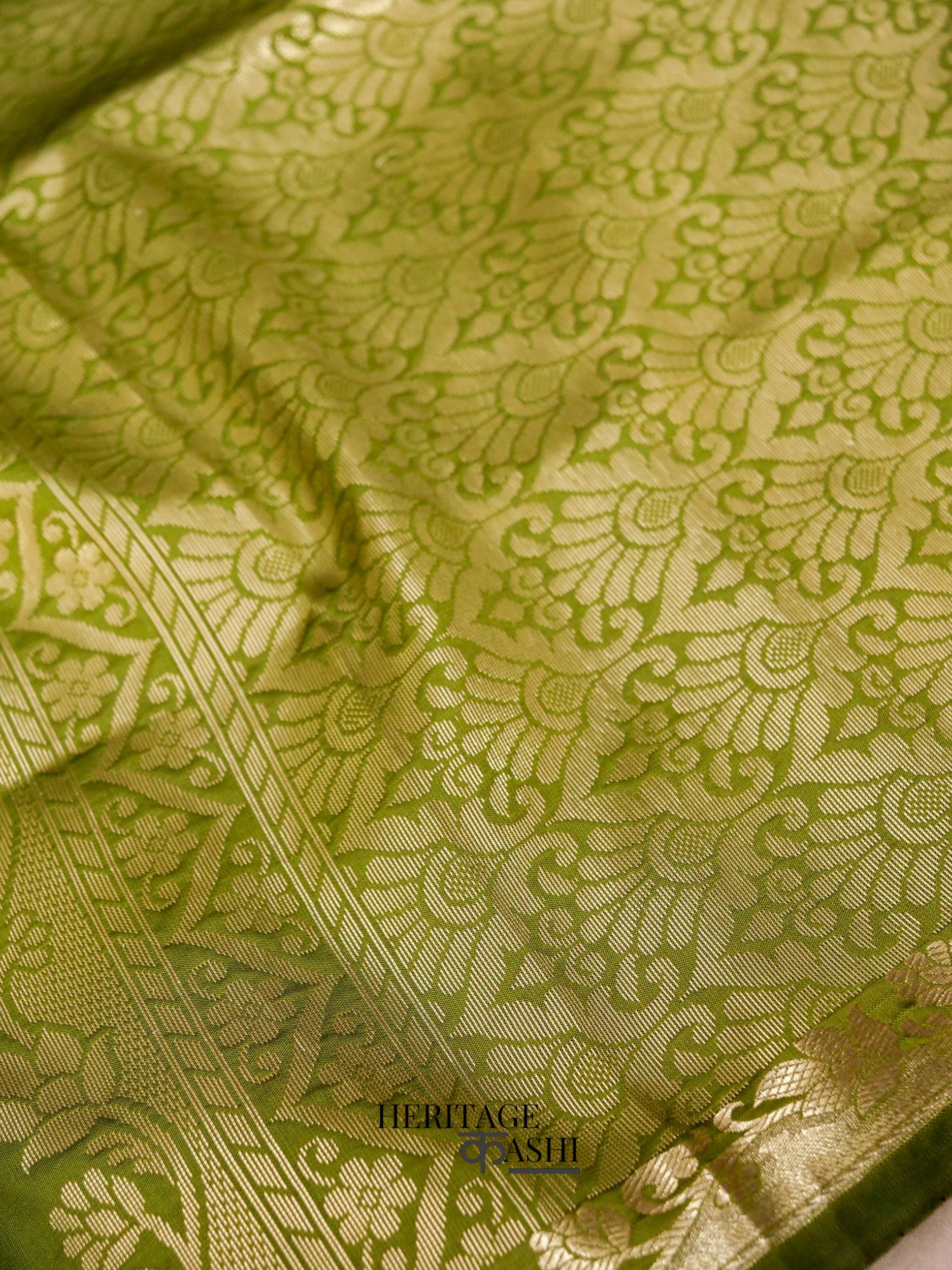 Parrot Green Banarasi Silk Plain Fancy Saree