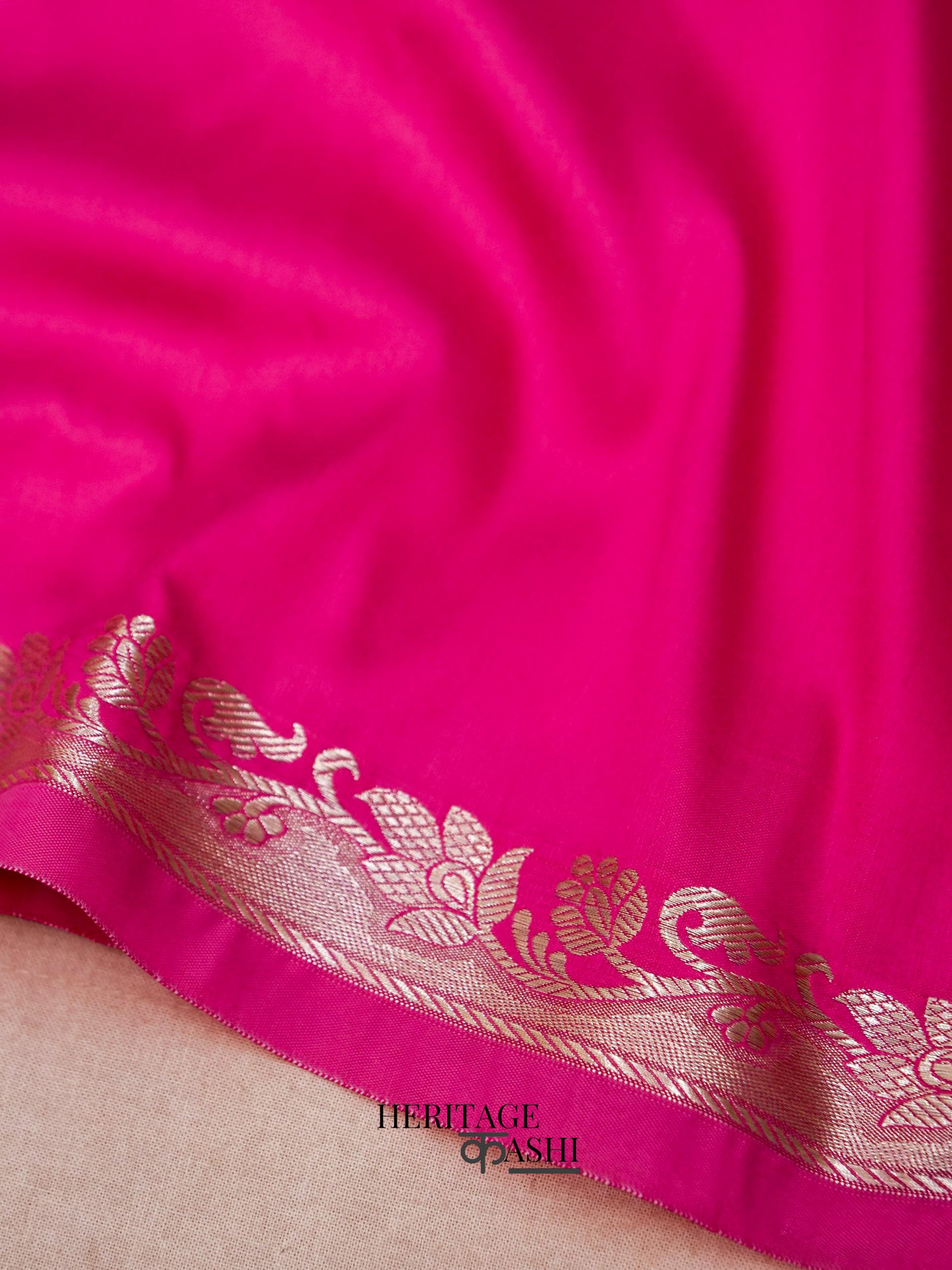 Pink Banarasi Silk Plain Fancy Saree