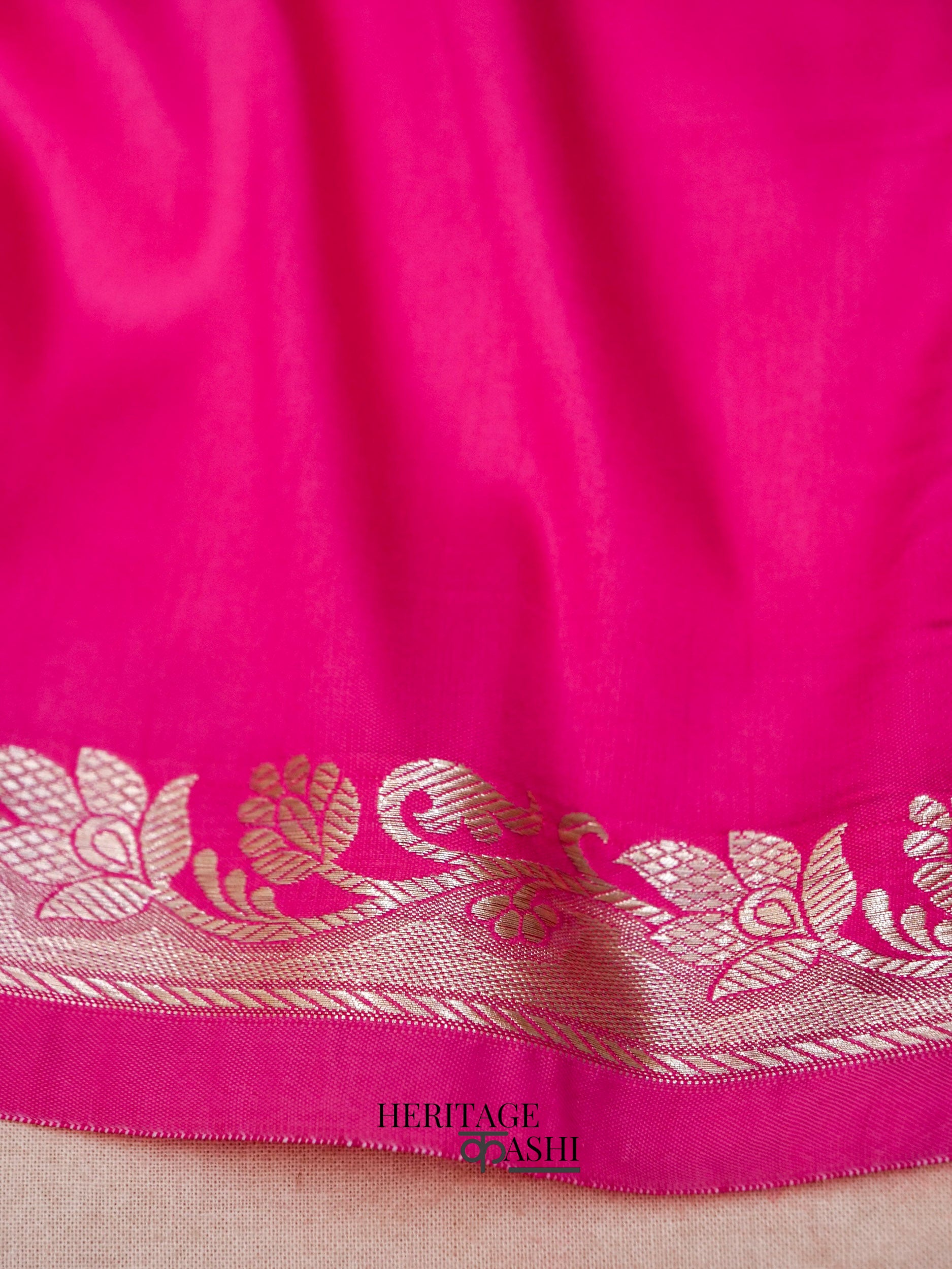 Pink Banarasi Silk Plain Fancy Saree