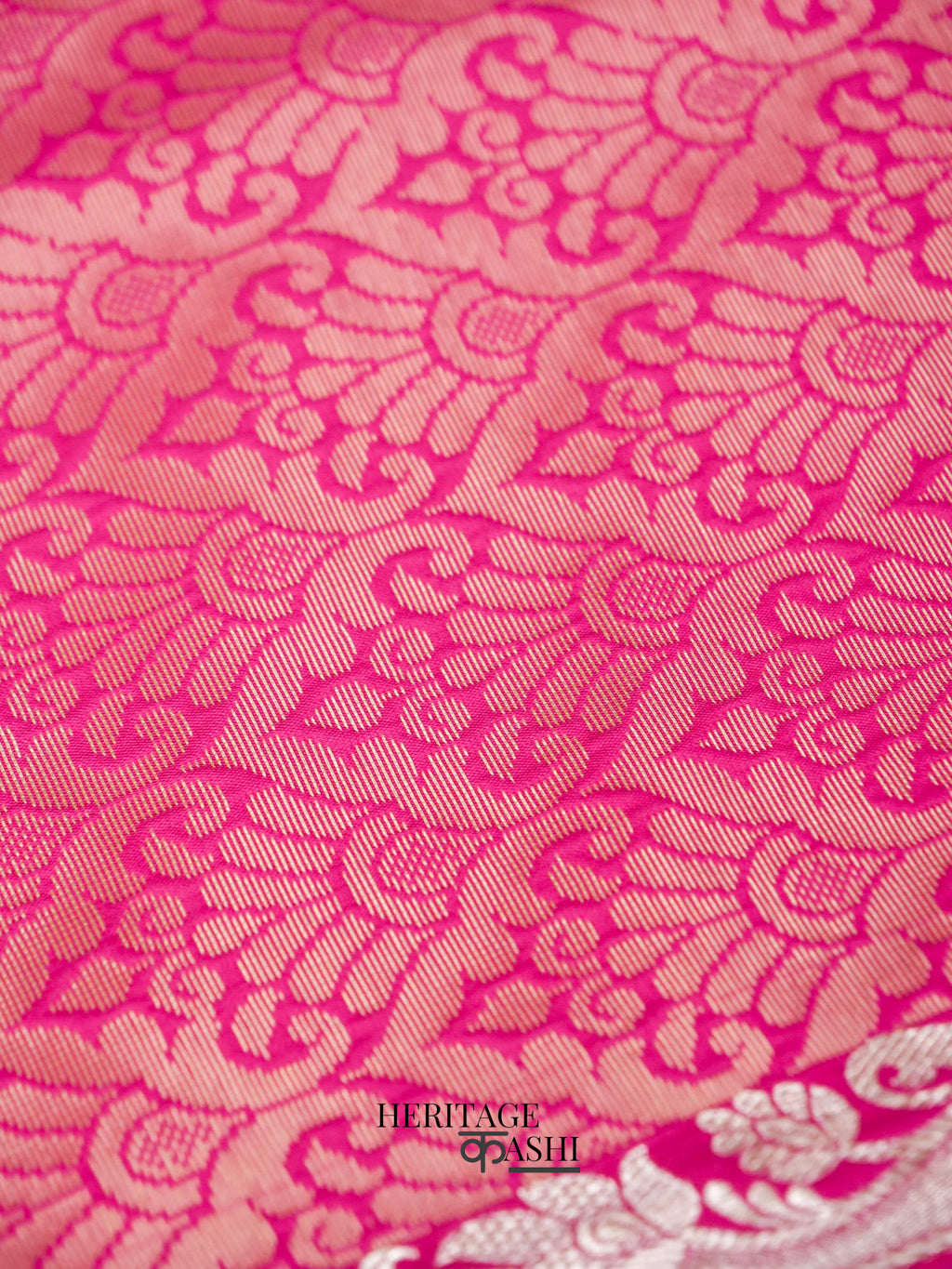 Pink Banarasi Silk Plain Fancy Saree