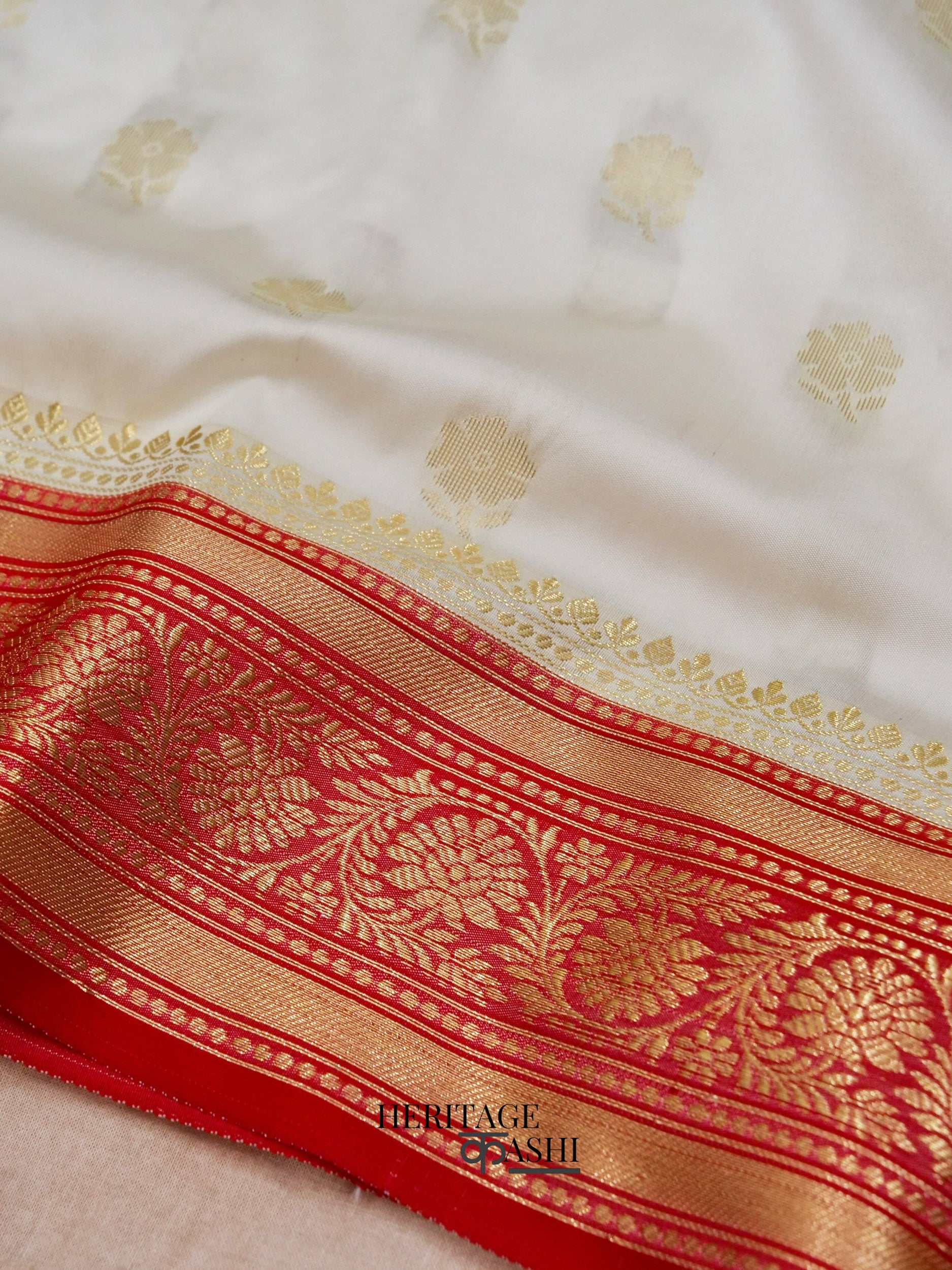 White Red Katan Silk Heavy Banarasi Zari Pallu Saree