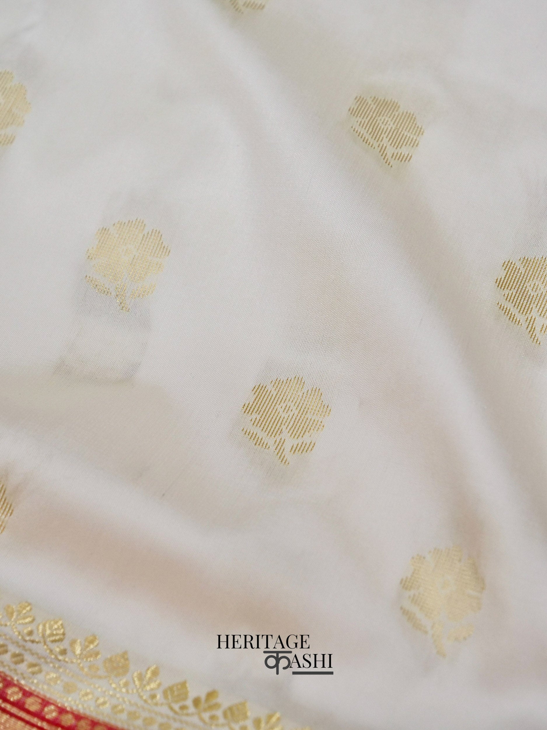 White Red Katan Silk Heavy Banarasi Zari Pallu Saree