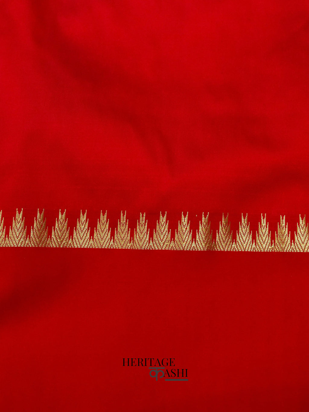 White Red Katan Silk Temple Border Geometric Pallu Saree