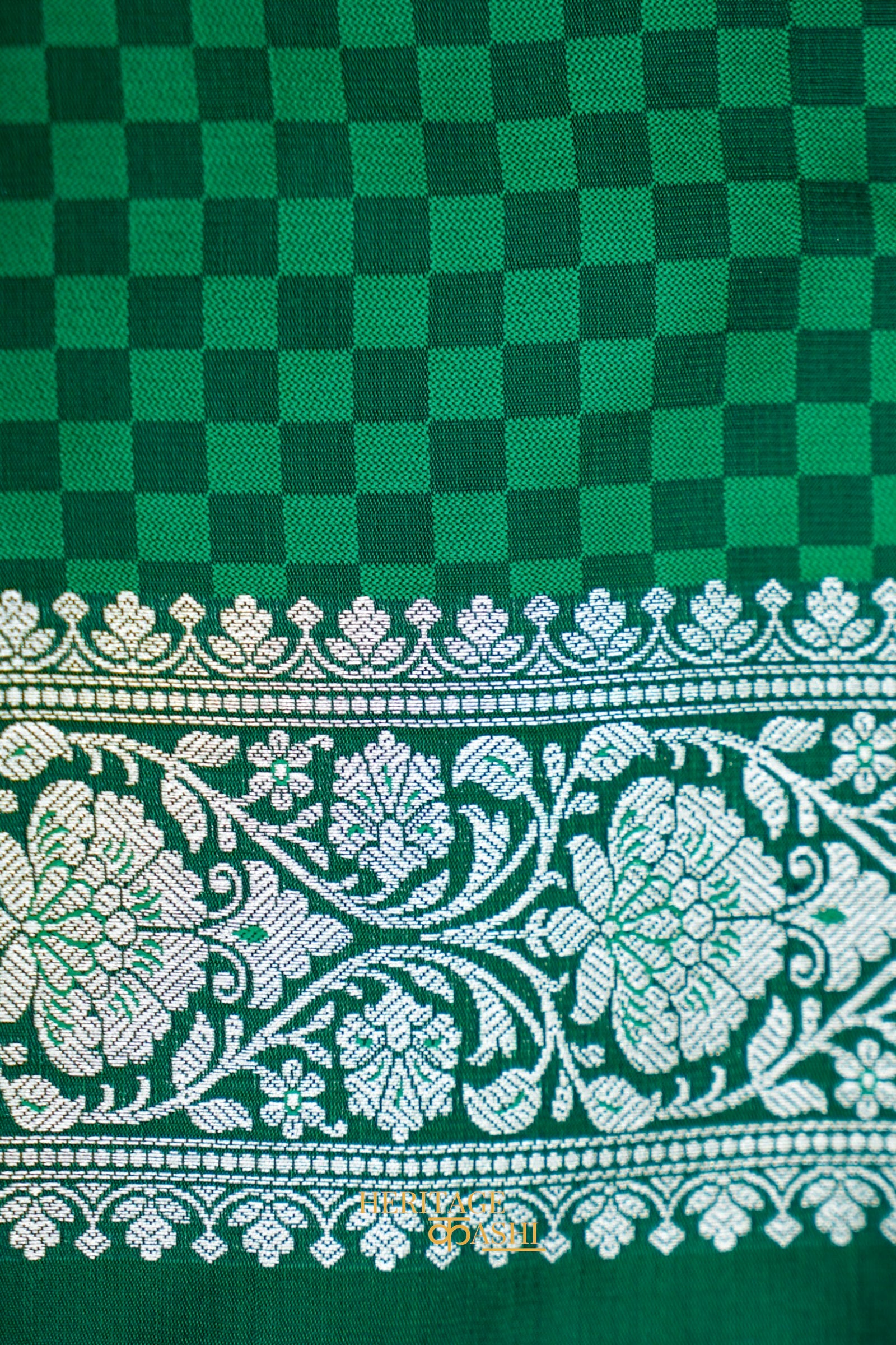 Emerald Green Rangkat Banarasi CEmerald Green Katan Rangkat Banarasi Silk Saree with Silver Zari Borderotton Saree with Silver Zari Border