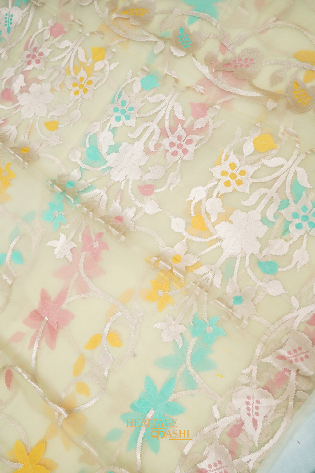 Ivory Kora Silk Dhakai Floral Weaving Banarasi Saree