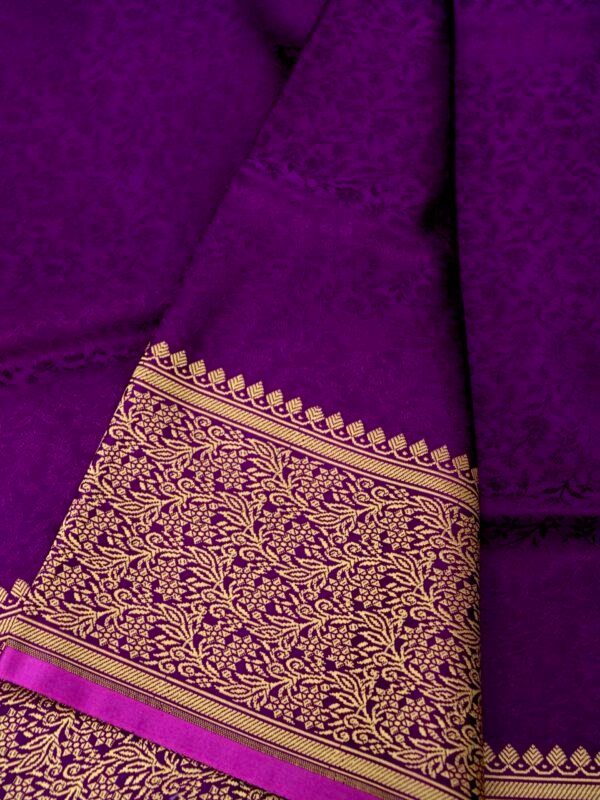 Magenta Tanchui Satin Handloom Kadhuwa Saree - Image 4