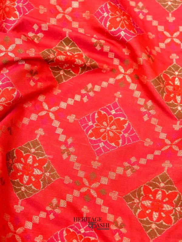 Pinky Orange Katan Floral Motif Ghatchola Designer Saree - Image 5