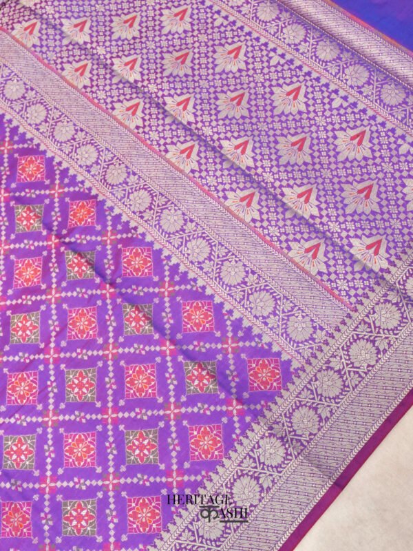 Magenta Colour Katan Floral Motif Ghatchola Designer Saree - Image 3