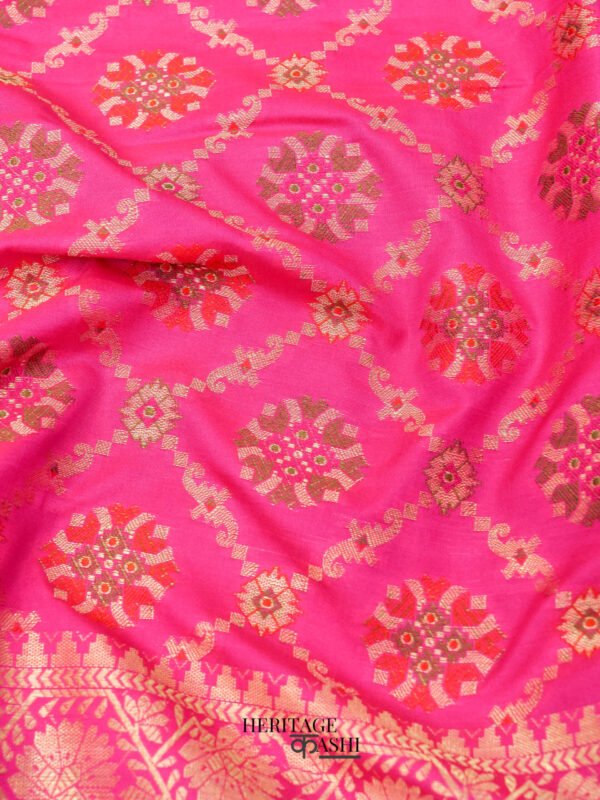 Pink Katan Floral Motif Ghatchola Designer Saree - Image 5